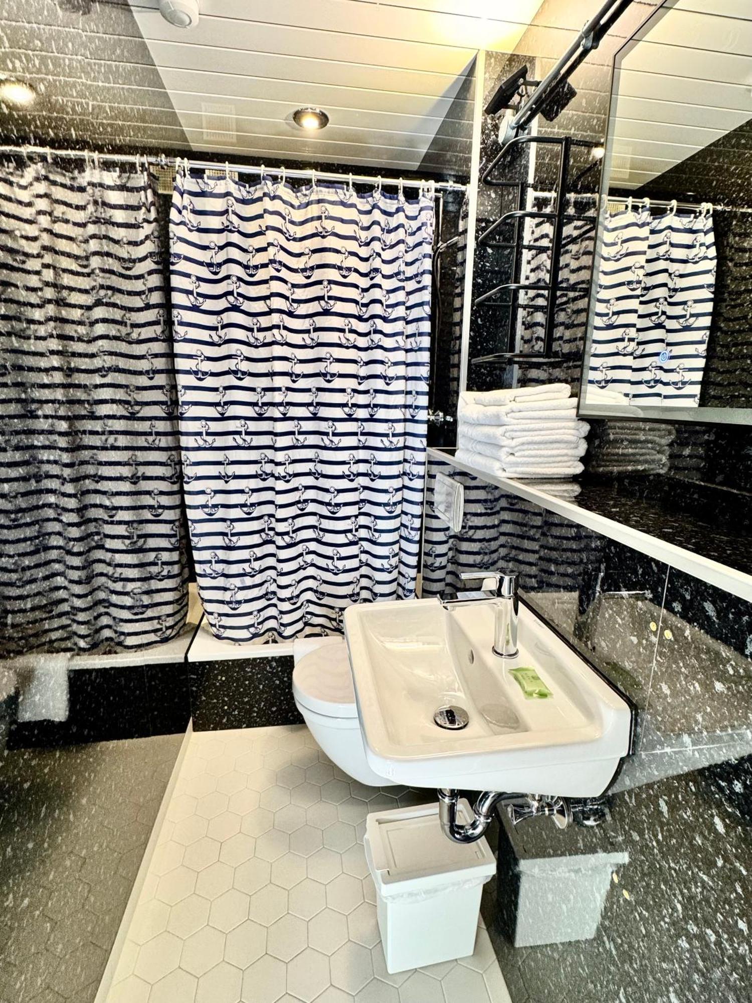 Hotel 22 2*