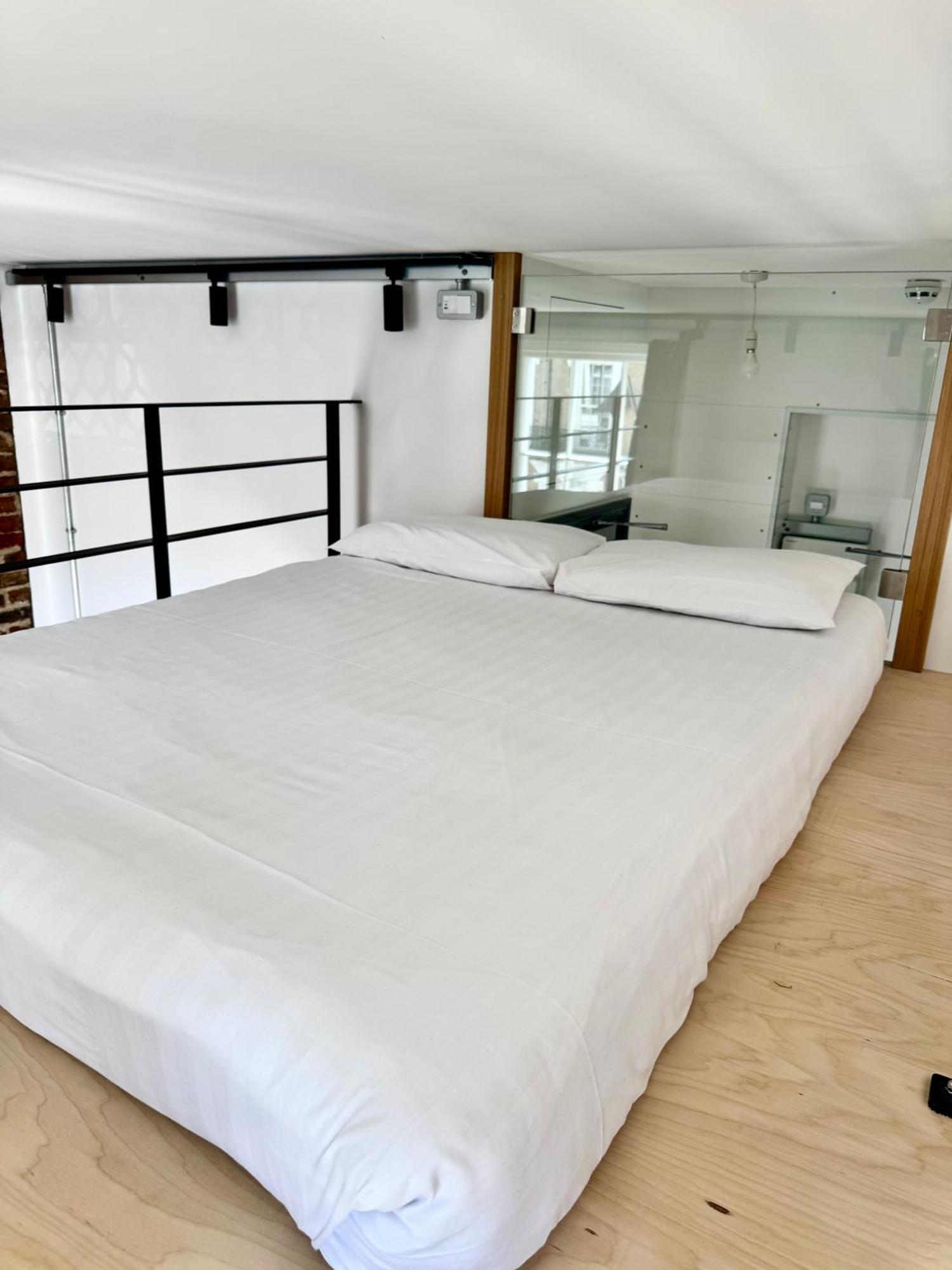 22 Hotel
